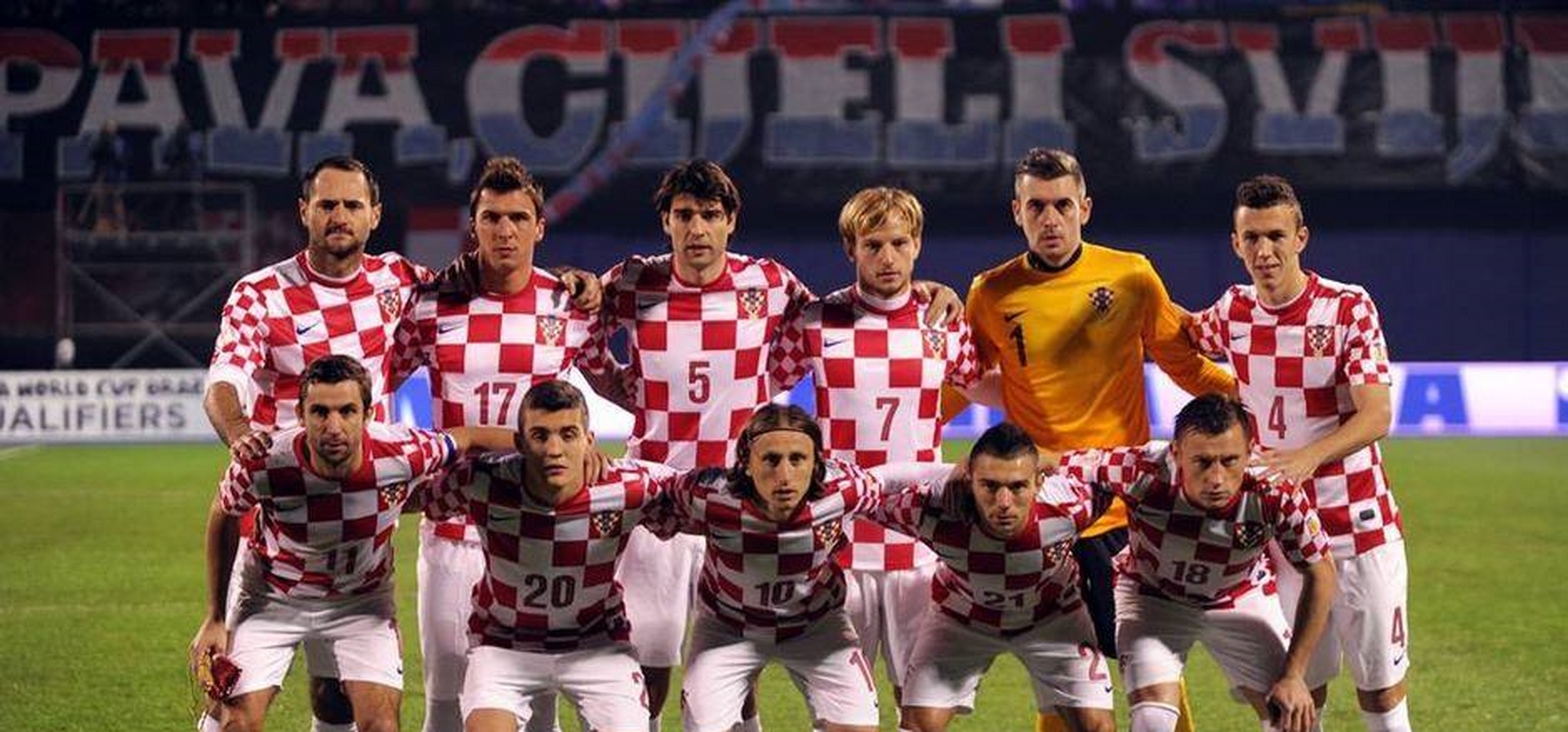 俄罗斯射击队实力出众，喜获佳绩