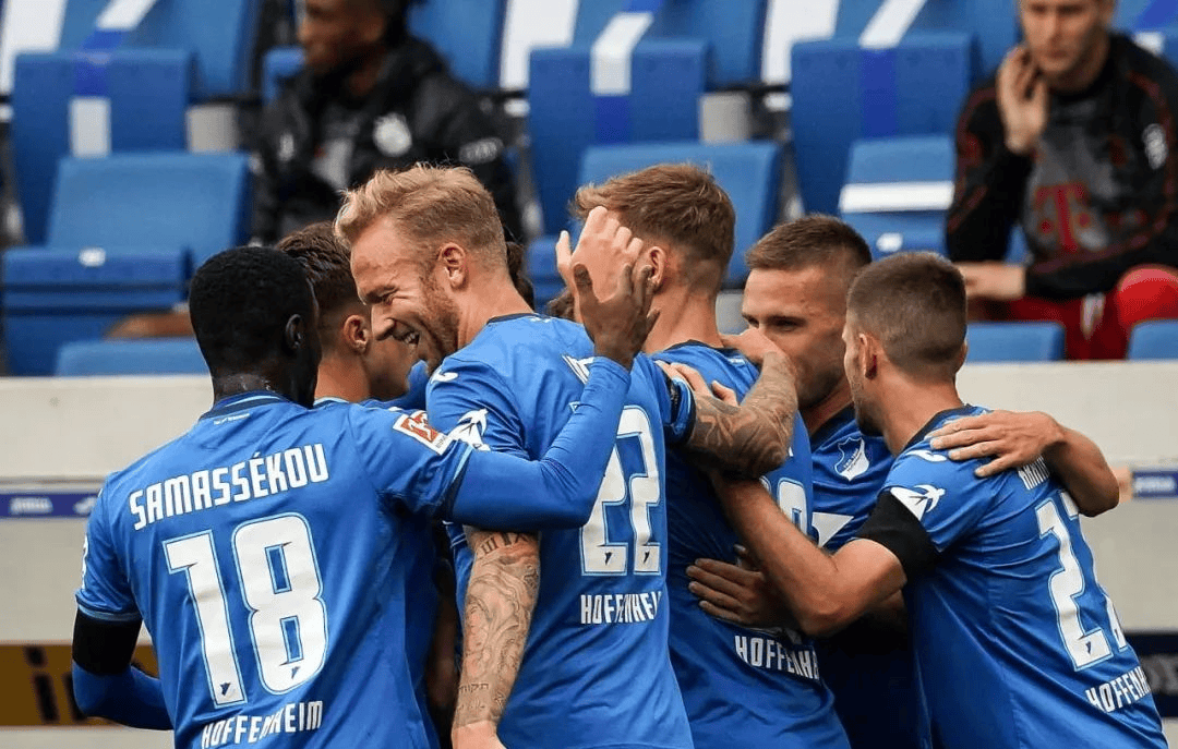 包含沃尔夫斯堡势在必得，客场迎战霍芬海姆的词条