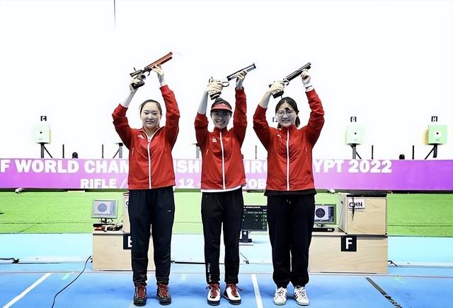 关于澳大利亚射击选手获得奖牌，功不可没的信息