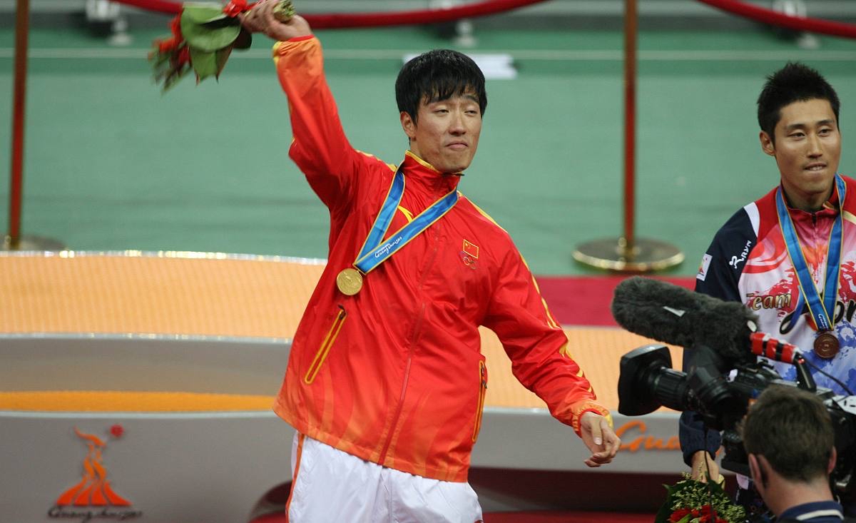 体育健儿一路过关斩将，勇进半决赛的简单介绍