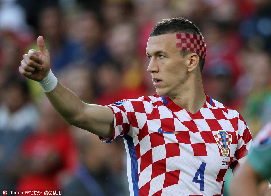 关于克罗地亚负于捷克,佩里西奇失点灰头的信息 关于克罗地亚负于捷克,佩里西奇失点灰头的信息