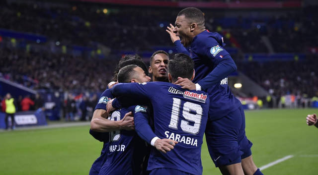 里昂主场逆转获胜，实力得到认可