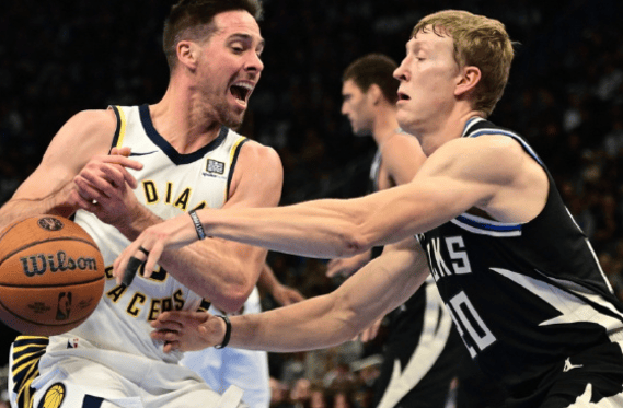 雄鹿主场告捷，团队士气高涨的简单介绍