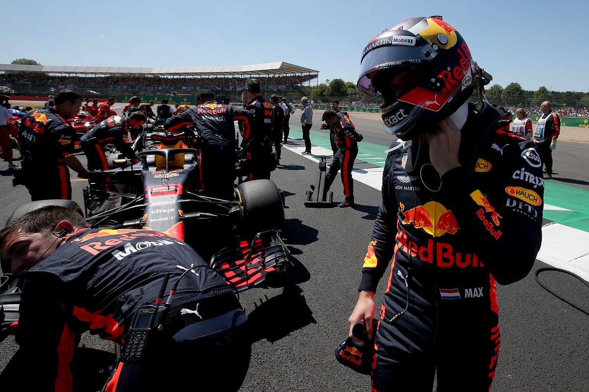 关于索伯车队轻取威廉姆斯，周冠宇关键制胜的信息