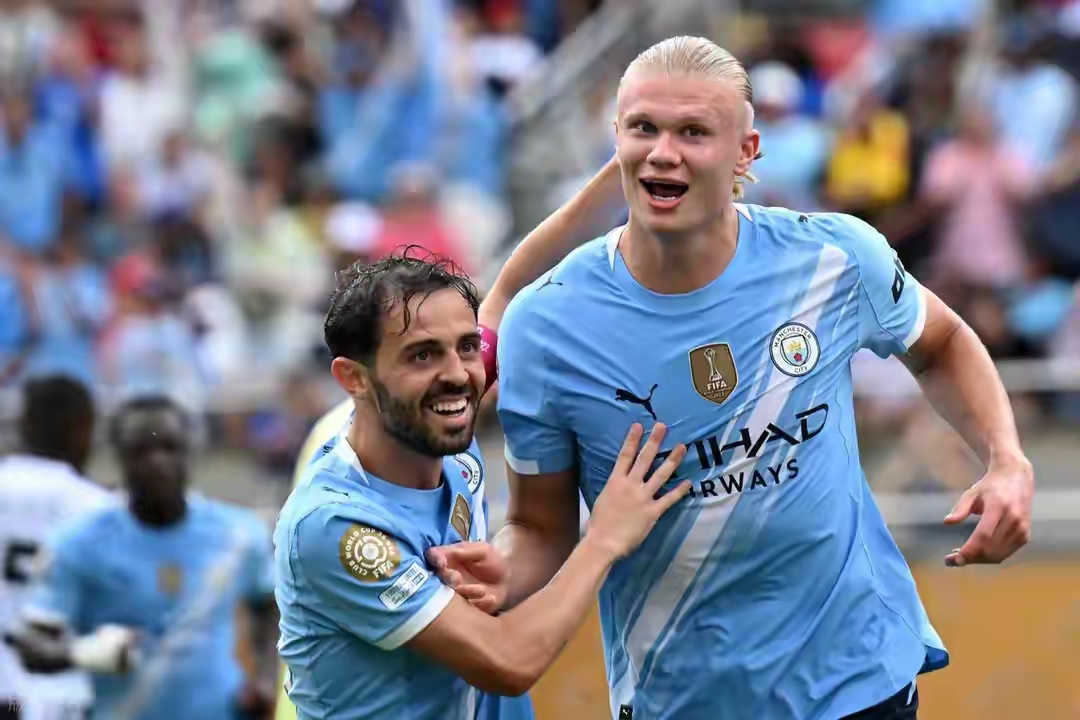 曼城碾压巴黎，布鲁诺统治全场