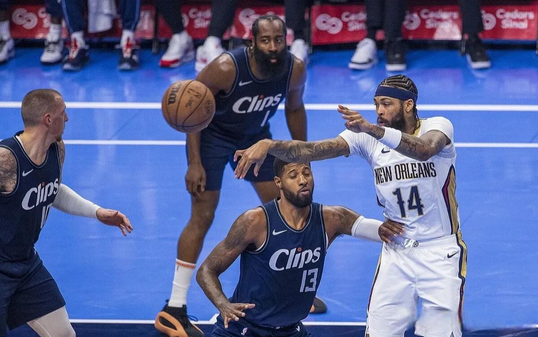 四川队碾压鹈鹕，乔治关键制胜的简单介绍