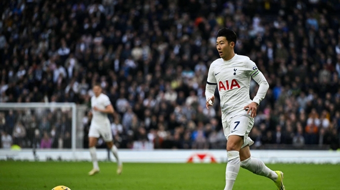 包含法国逆转西班牙，孙兴慜送出助攻的词条