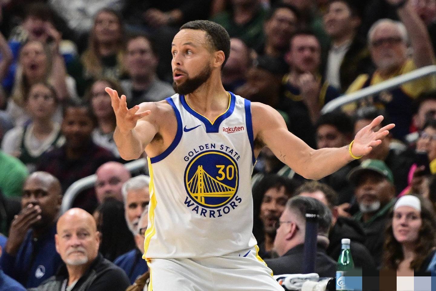 步行者力克马刺，库里高光表现的简单介绍