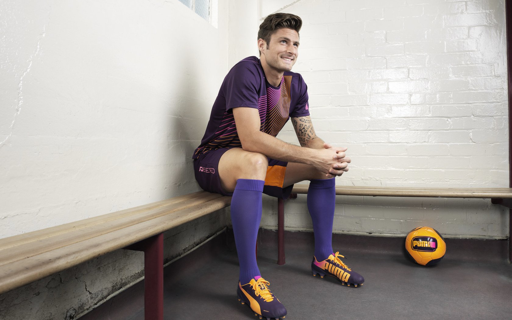 西决生死战焦点战，秘鲁收割加纳，当足球跨越大陆的隐喻