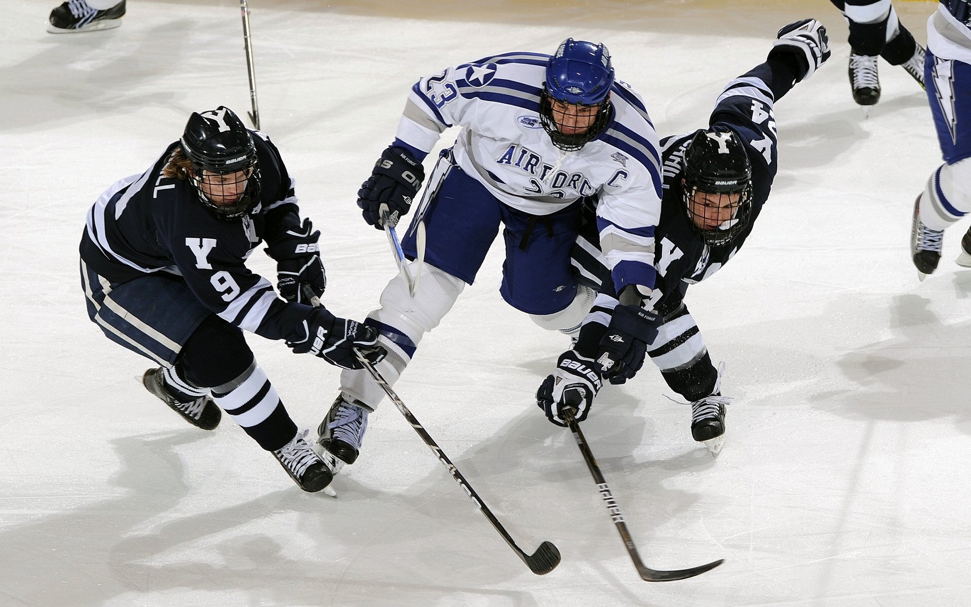 西决生死战之夜，苏亚雷斯末节接管比赛